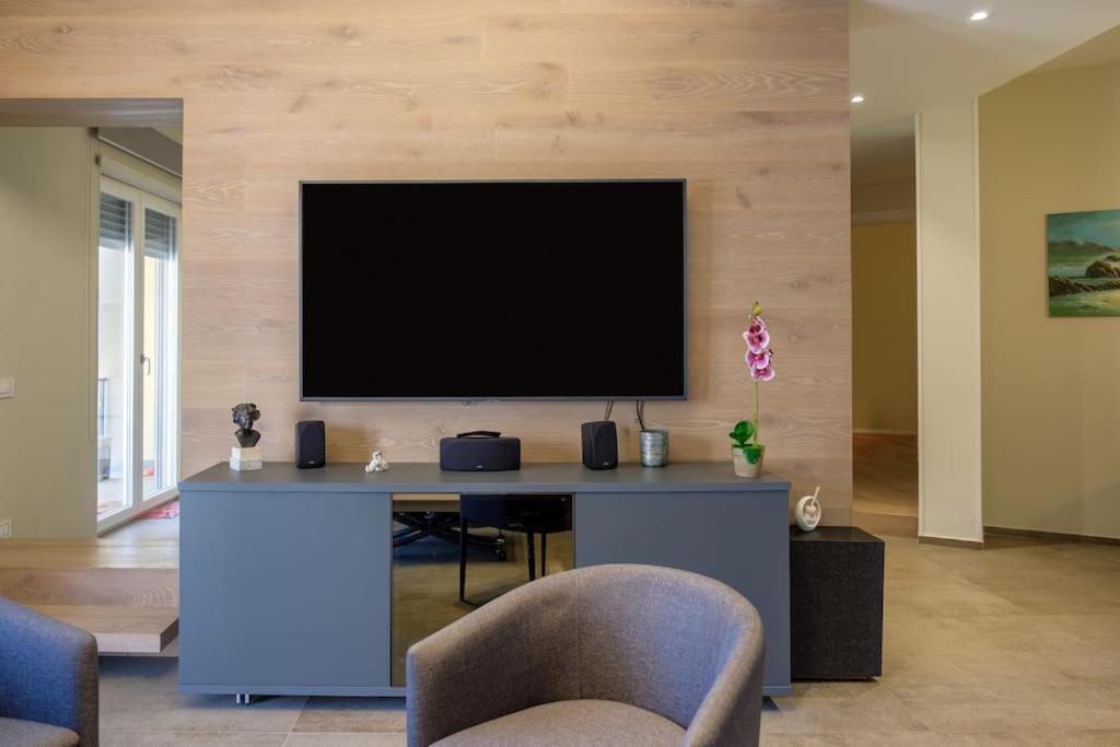 Caruso Luxury Apartment Naples Exterior photo
